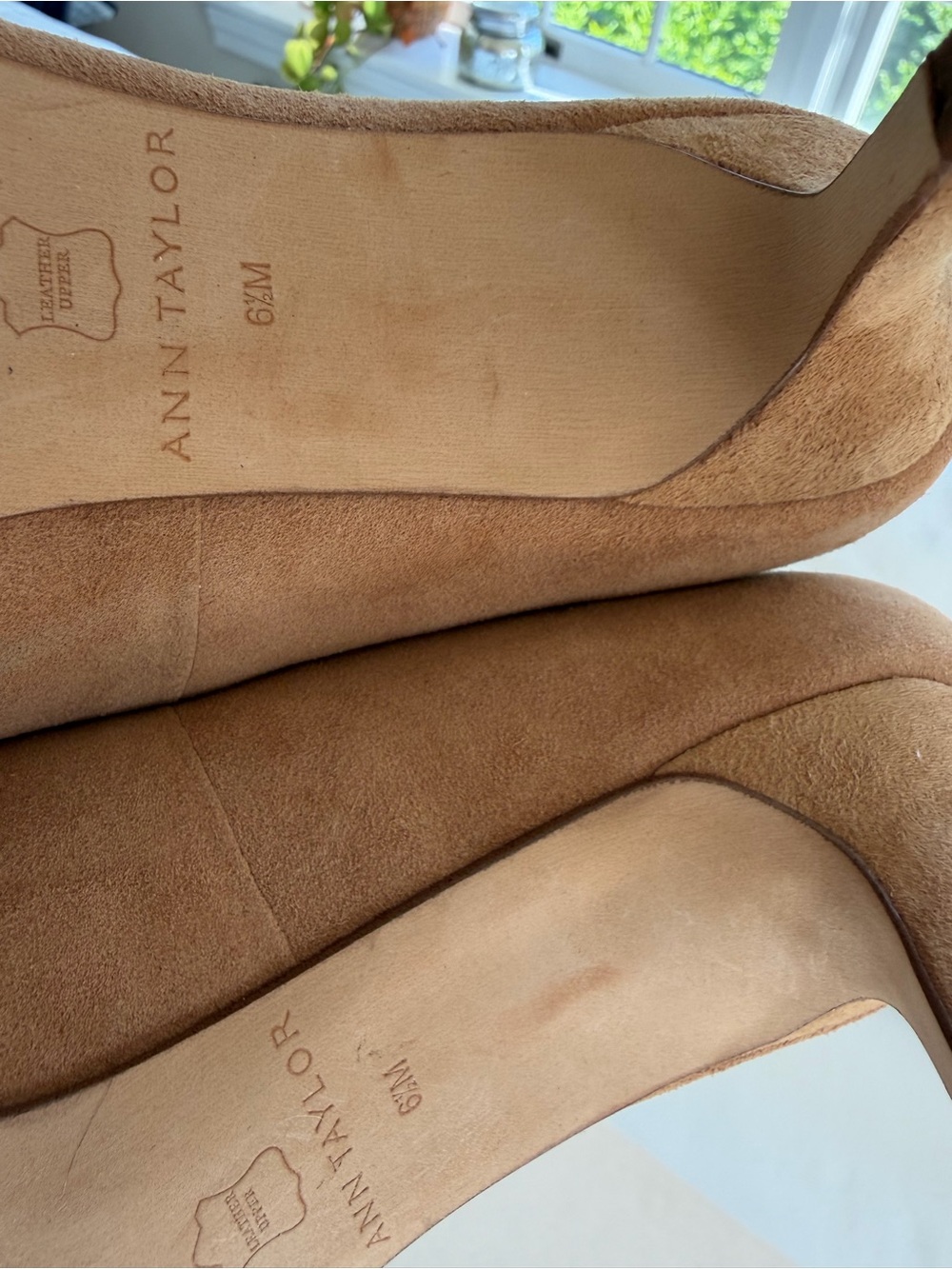 Ann Taylor Pointed Toe Suede Flats in Brown - Picture 3 of 4